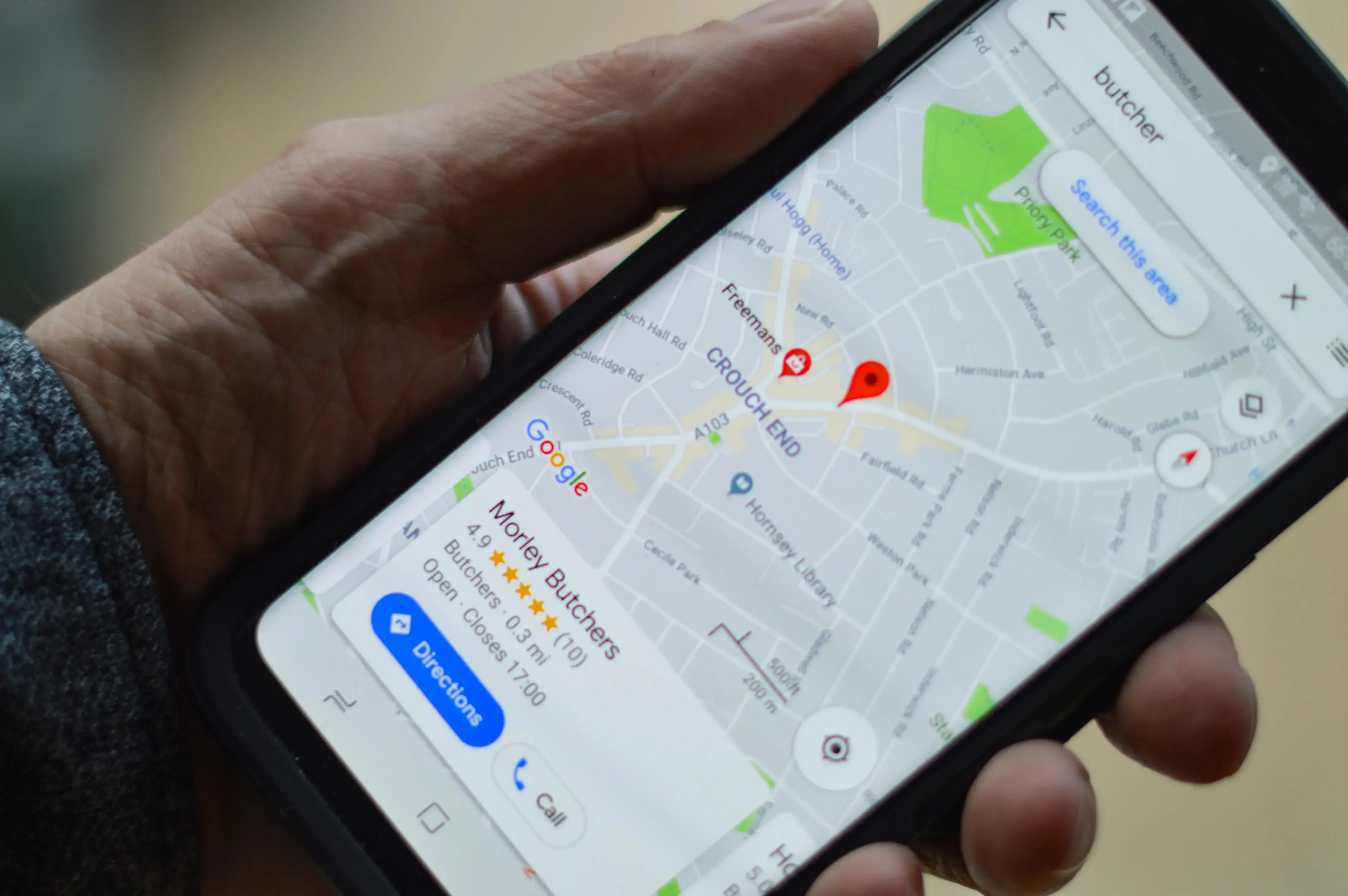 SEO vs Google Ads w 2026: który kanał marketingowy jest lepszy?